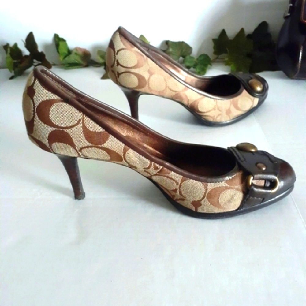 Coach Signature Coated Canvas and Leather Pump - Picture 16 of 16